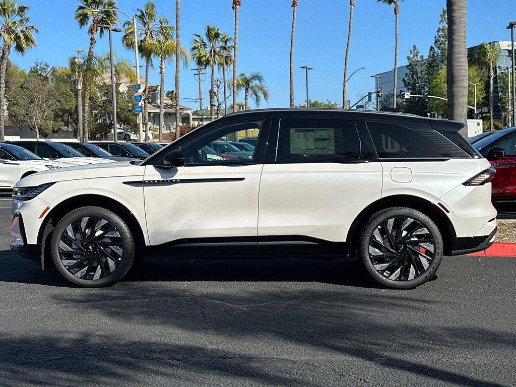 new 2025 Lincoln Nautilus car, priced at $66,455
