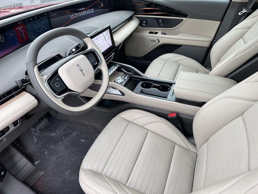 new 2025 Lincoln Nautilus car, priced at $64,255