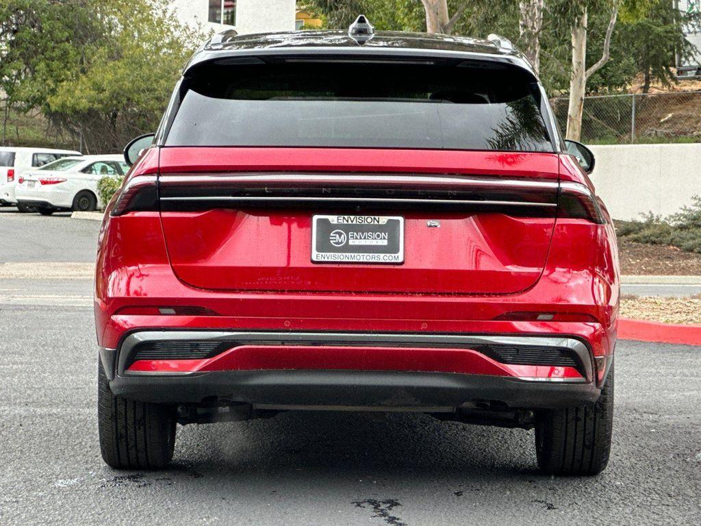 new 2025 Lincoln Nautilus car, priced at $64,255