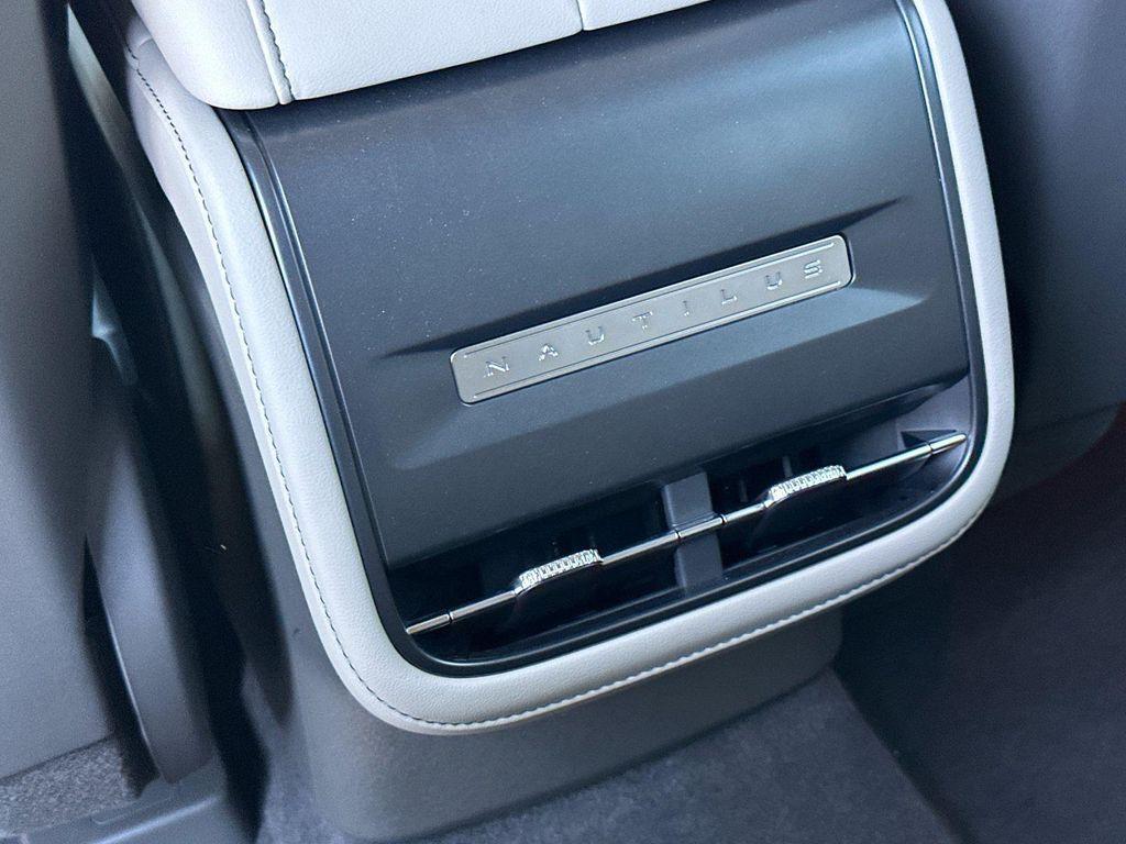 new 2025 Lincoln Nautilus car, priced at $59,535