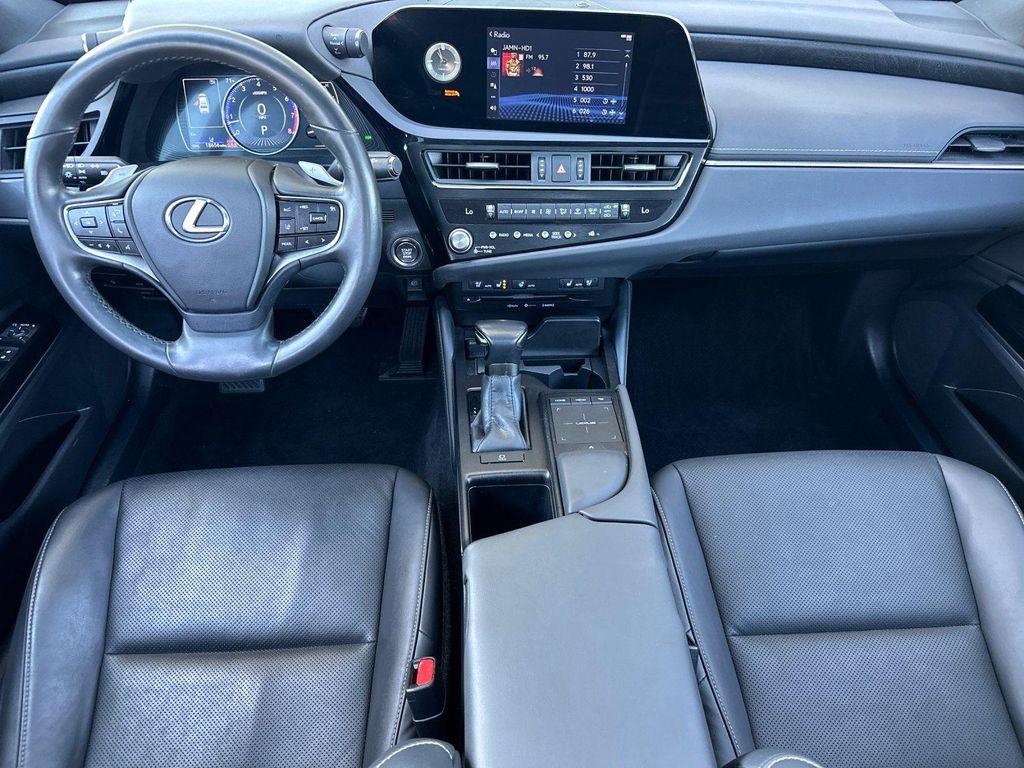 used 2022 Lexus ES 350 car, priced at $33,690