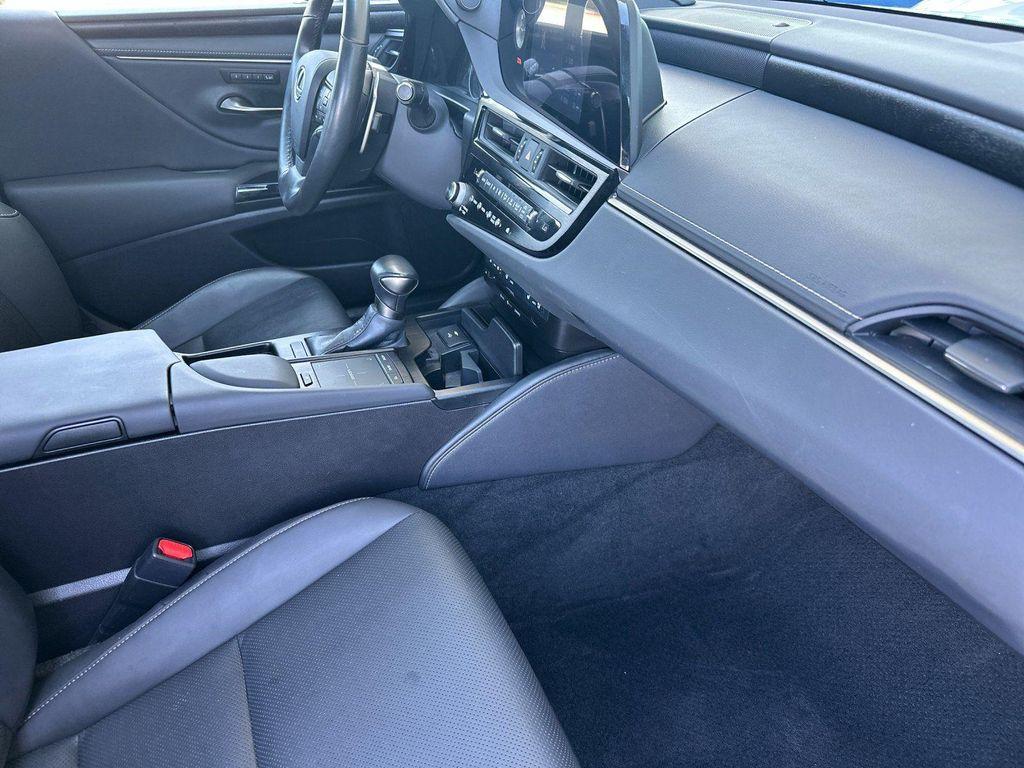 used 2022 Lexus ES 350 car, priced at $33,690