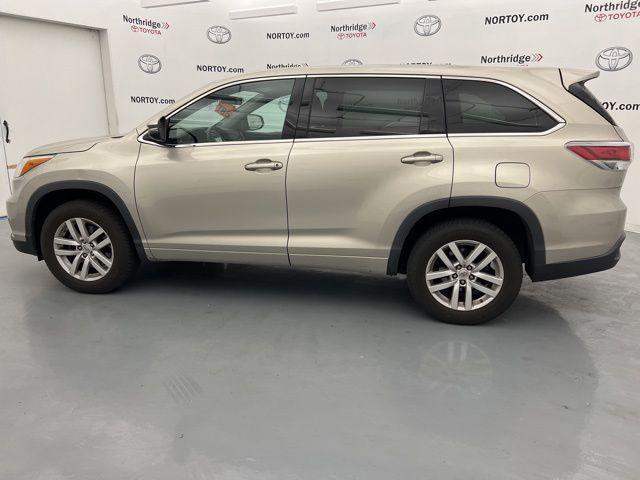 used 2015 Toyota Highlander car, priced at $21,991