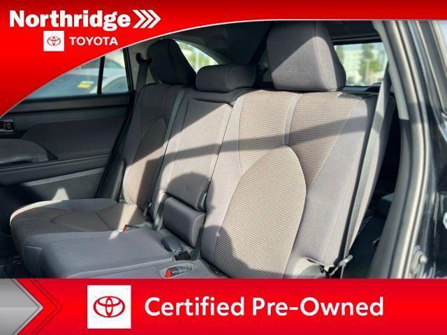 used 2023 Toyota Highlander car, priced at $36,995