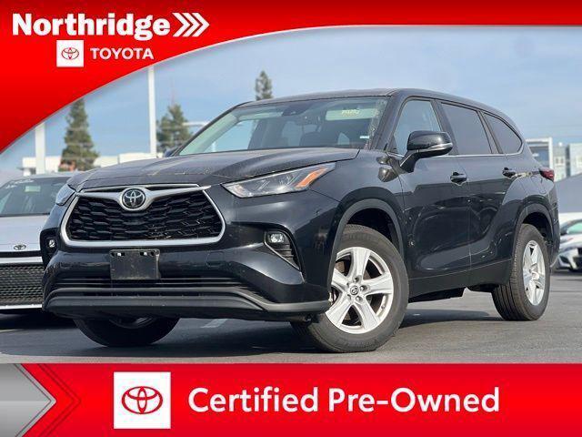 used 2023 Toyota Highlander car, priced at $36,995