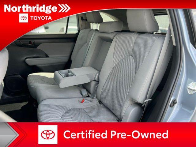 used 2022 Toyota Highlander car, priced at $35,000