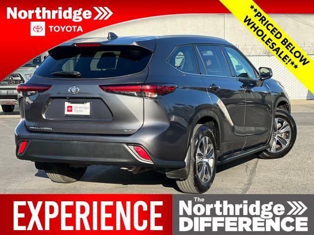 used 2022 Toyota Highlander car, priced at $33,495