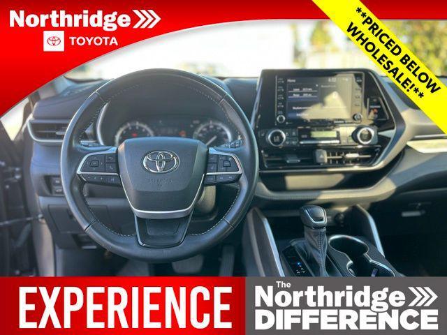 used 2022 Toyota Highlander car, priced at $33,495