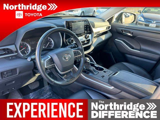 used 2022 Toyota Highlander car, priced at $36,500