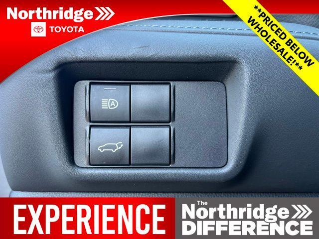used 2022 Toyota Highlander car, priced at $33,495