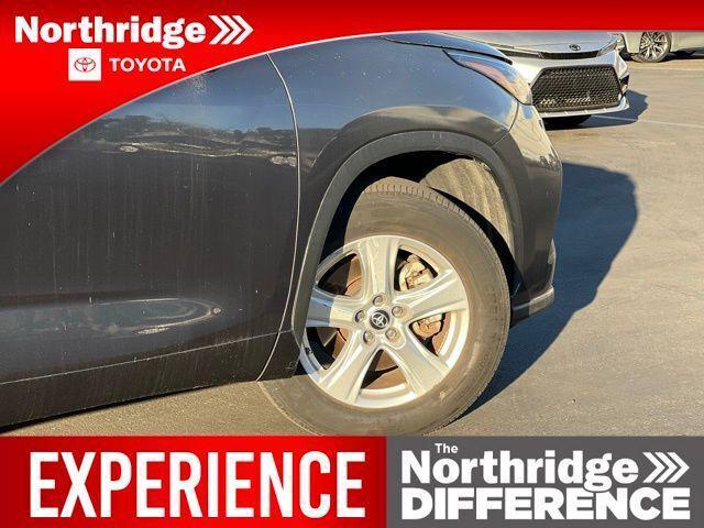 used 2023 Toyota Highlander car, priced at $36,995