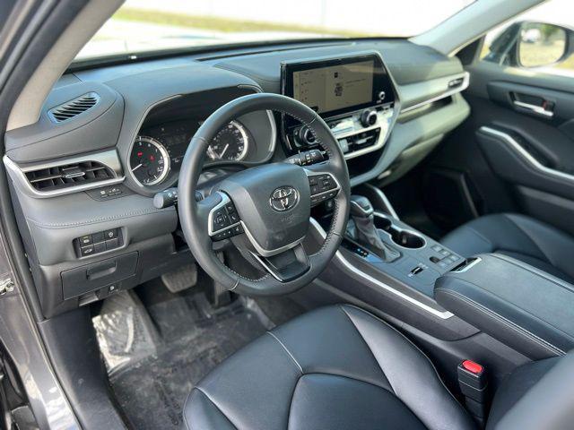 used 2024 Toyota Highlander car, priced at $42,550