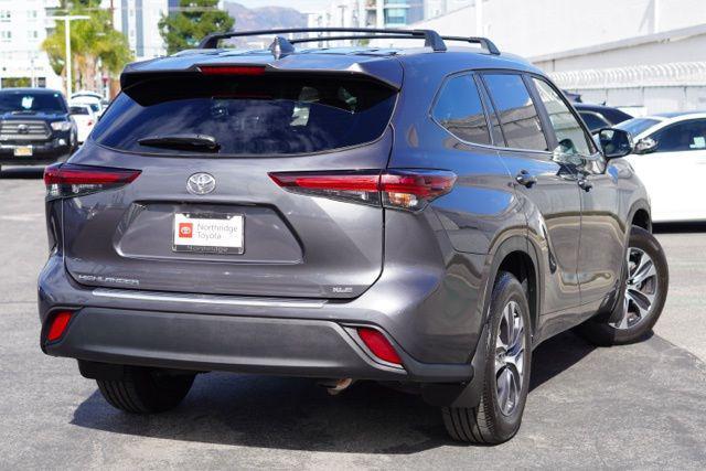 used 2024 Toyota Highlander car, priced at $42,550