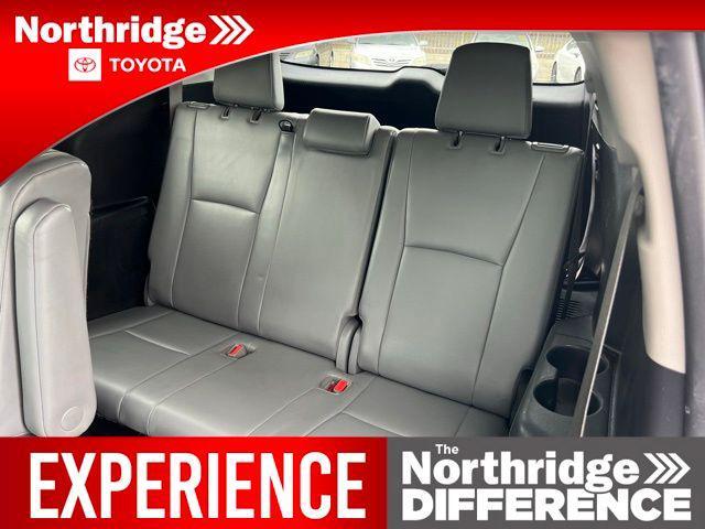 used 2021 Toyota Highlander Hybrid car, priced at $36,550