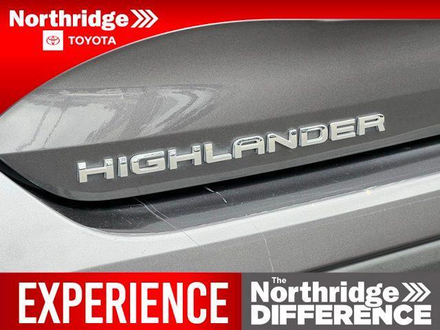 used 2021 Toyota Highlander Hybrid car, priced at $36,550