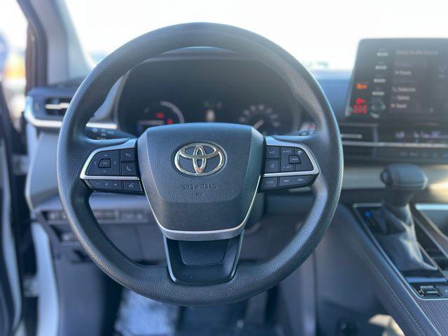 used 2021 Toyota Sienna car, priced at $27,550