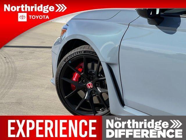 used 2025 Honda Civic Type R car, priced at $55,555