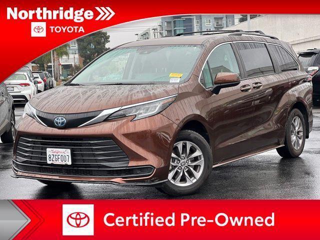 used 2022 Toyota Sienna car, priced at $39,988