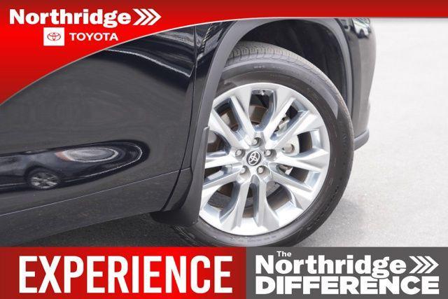 used 2023 Toyota Highlander car, priced at $41,995