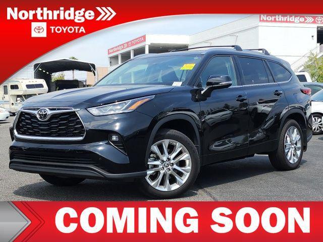 used 2023 Toyota Highlander car, priced at $44,950