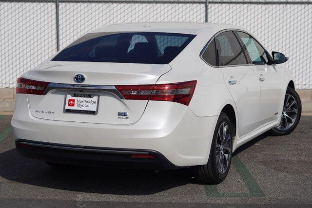 used 2017 Toyota Avalon Hybrid car, priced at $17,995