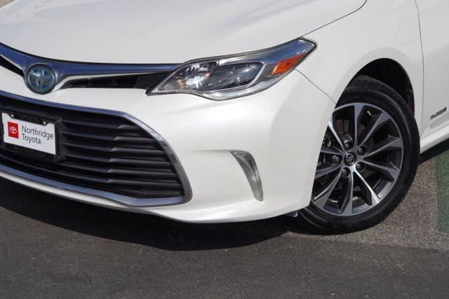 used 2017 Toyota Avalon Hybrid car, priced at $17,995