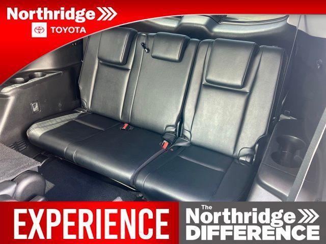 used 2019 Toyota Highlander car, priced at $27,950