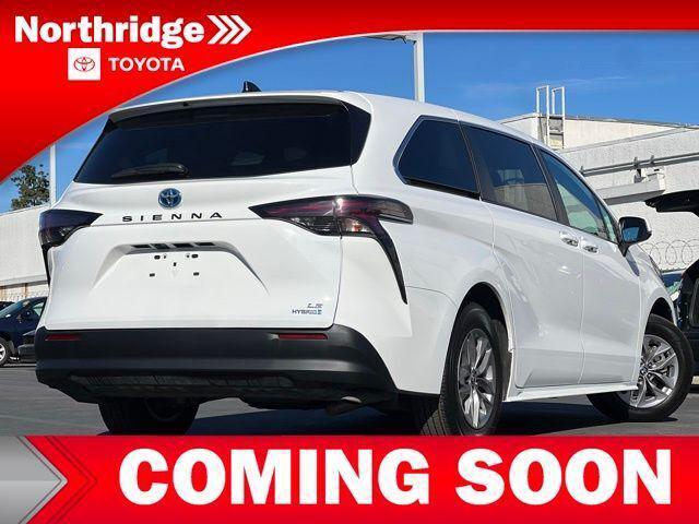 used 2023 Toyota Sienna car, priced at $42,950