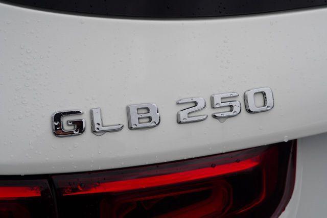 used 2020 Mercedes-Benz GLB 250 car, priced at $23,550