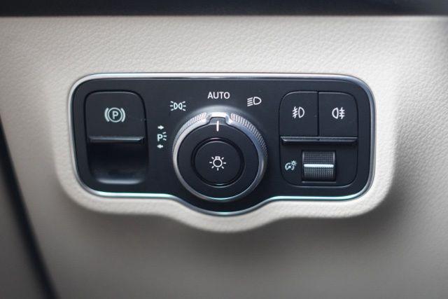 used 2020 Mercedes-Benz GLB 250 car, priced at $23,550