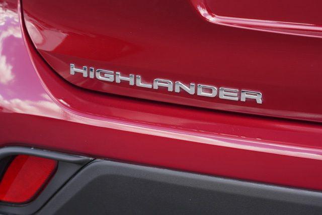 used 2022 Toyota Highlander Hybrid car, priced at $39,355