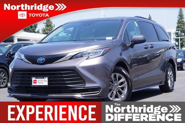 used 2023 Toyota Sienna car, priced at $45,150
