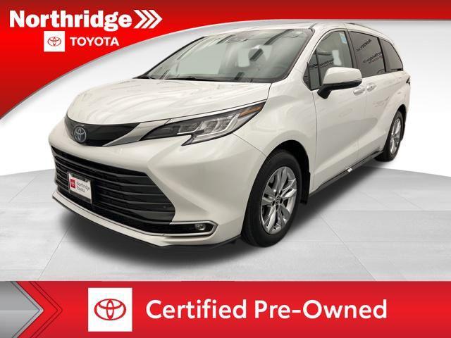 used 2022 Toyota Sienna car, priced at $52,695