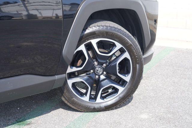 used 2020 Toyota RAV4 car, priced at $30,995