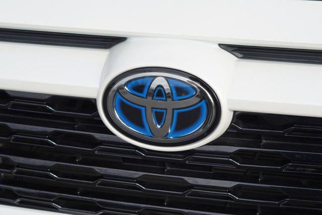 used 2022 Toyota RAV4 Hybrid car, priced at $30,415