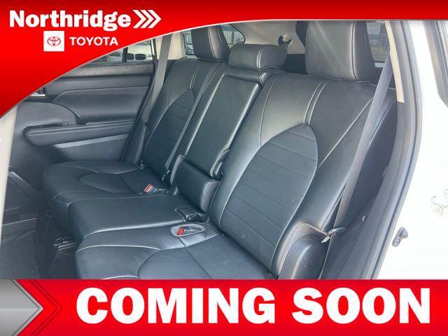 used 2022 Toyota Highlander car, priced at $37,990