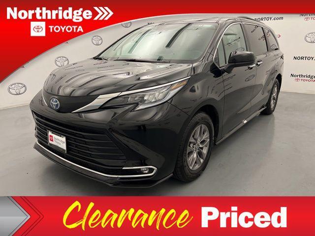 used 2023 Toyota Sienna car, priced at $47,558