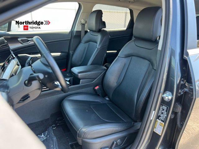 used 2025 Kia Sportage car, priced at $26,900