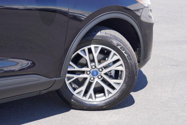 used 2022 Ford Escape car, priced at $22,000