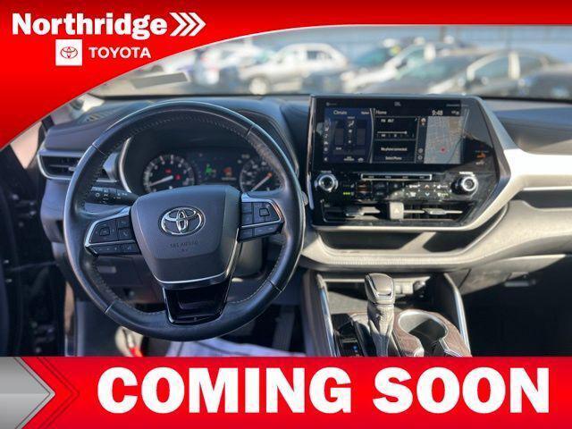 used 2021 Toyota Highlander car, priced at $39,495