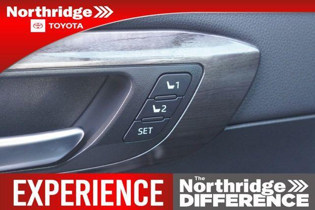 used 2023 Toyota Highlander car, priced at $41,500