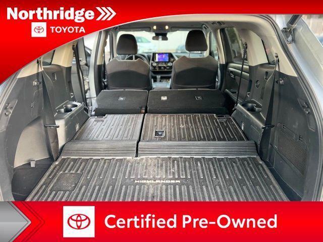 used 2023 Toyota Highlander car, priced at $36,788