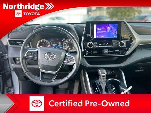 used 2023 Toyota Highlander car, priced at $36,788