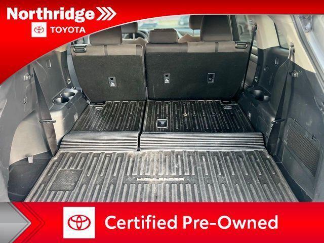 used 2023 Toyota Highlander car, priced at $36,788