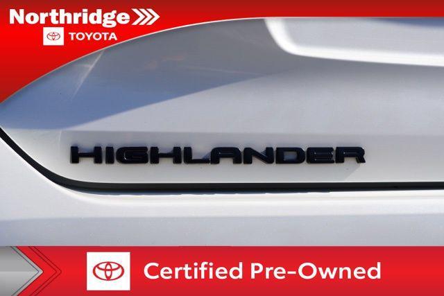 used 2021 Toyota Highlander Hybrid car, priced at $37,970
