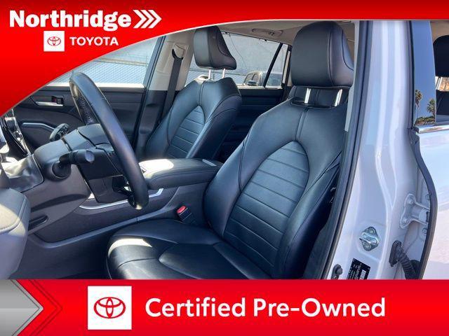used 2021 Toyota Highlander Hybrid car, priced at $37,970