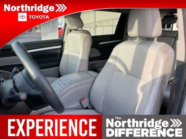 used 2016 Toyota Highlander car, priced at $21,900