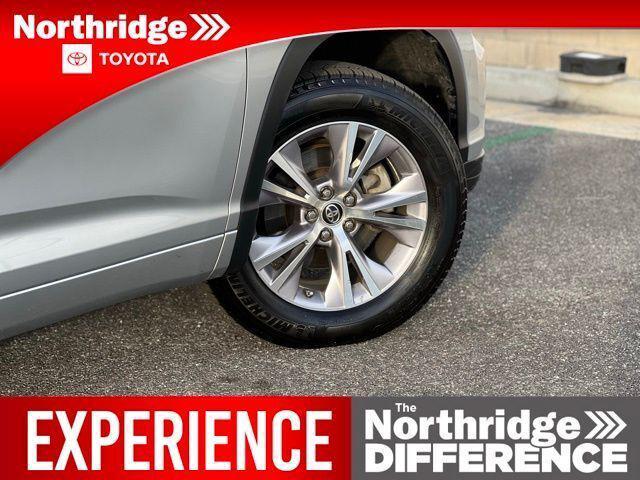 used 2016 Toyota Highlander car, priced at $21,900