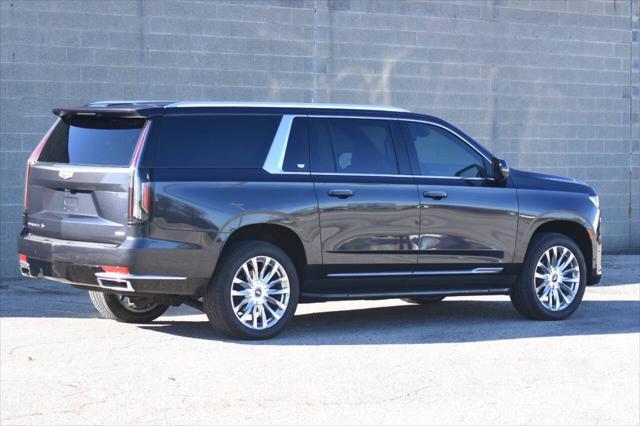 used 2022 Cadillac Escalade ESV car, priced at $64,999