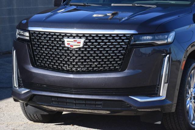 used 2022 Cadillac Escalade ESV car, priced at $64,999